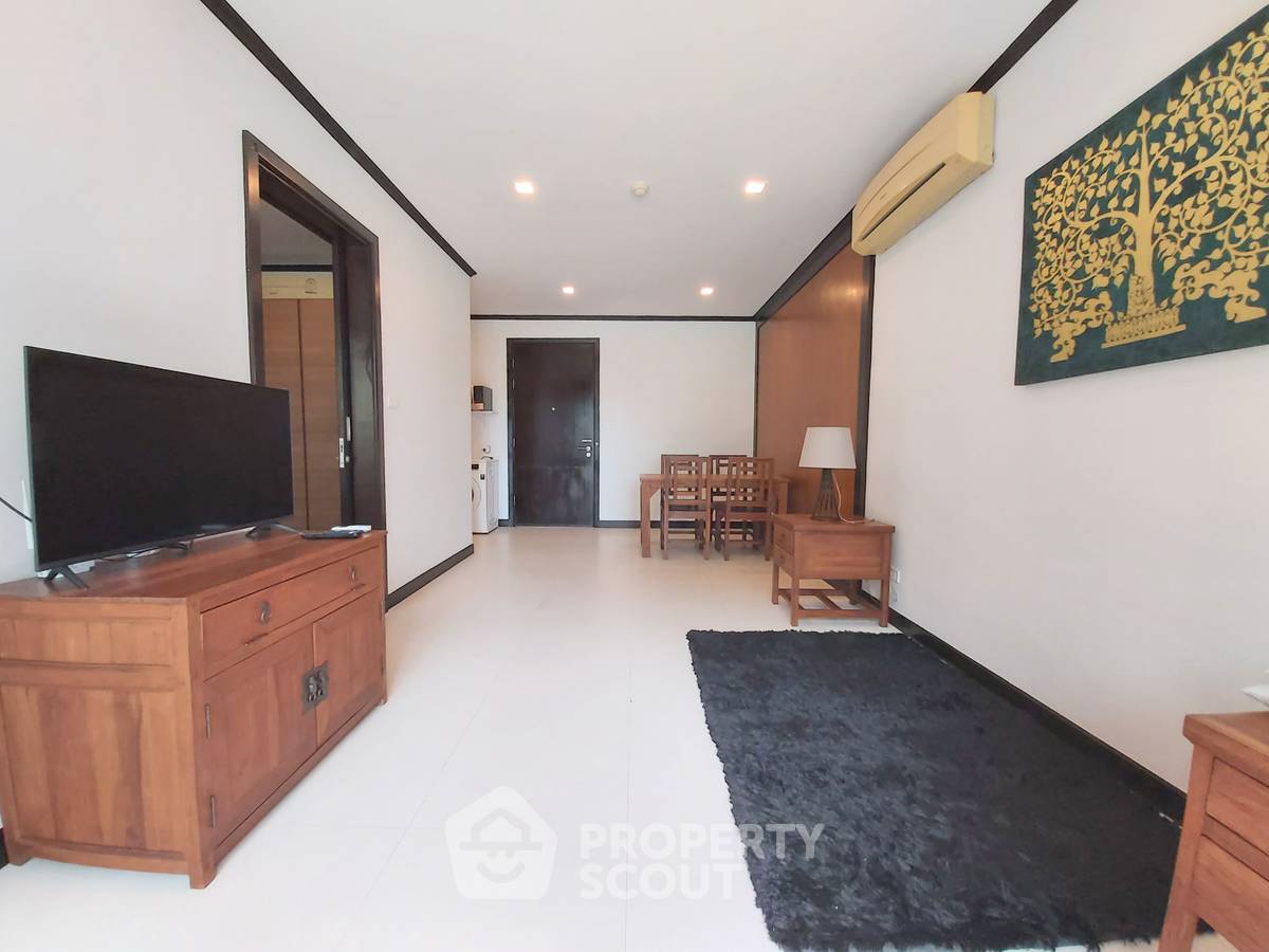 picture 1-BR Condo at The Seacraze Condominium Hua Hin close to Khao Takiab beach (ID 1459163) - 1/12