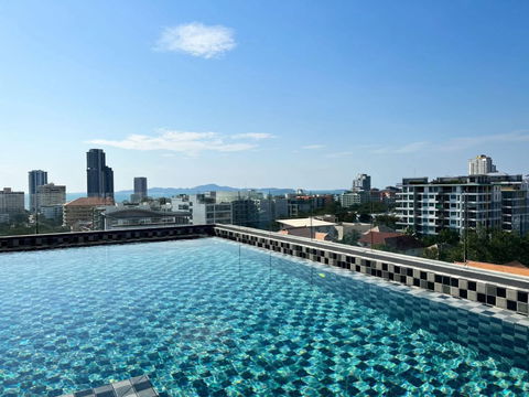 The most affordable price of modern style condo on Pratumnak Hills Pattaya,Studio, Foreign Name