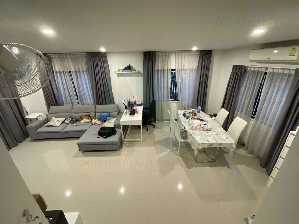 รูป 📌 ให้เช่าบ้านเดี่ยว 2 ชั้น โกลเด้น วิลเลจ บางนา-กิ่งแก้ว 3 ห้องนอน 3 ห้องน้ำ - รูปที่ 3/8