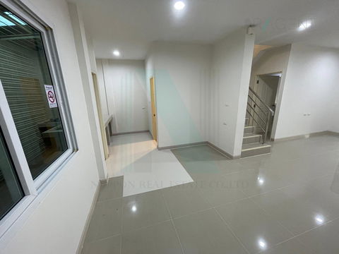 🚩 For Sell Town house BAAN SUKNIWET 7 PRACHA UTHIT 75 - SUK SAWAT 66 2-story 4 bedroom 3 bathroom