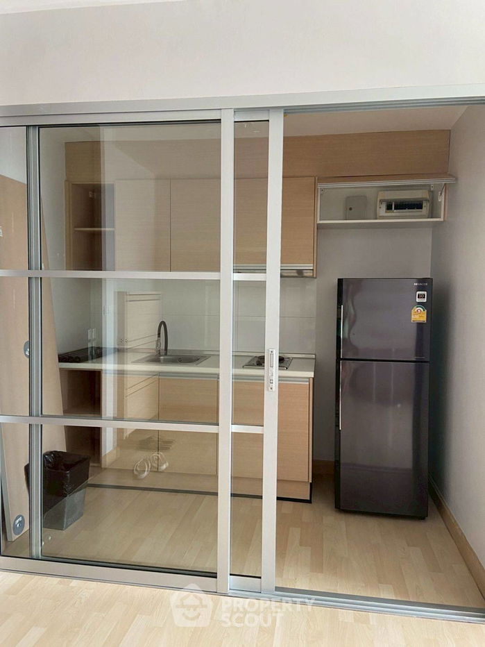 รูป คอนโด 1-ห้องนอน ที่ ริธึ่ม รัชดา ใกล้ MRT รัชดาภิเษก (ID 2215428) - รูปที่ 10/12