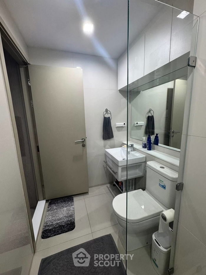 picture 1-BR Condo at Life Ladprao near BTS Ha Yaek Lat Phrao (ID 2179726) - 9/14