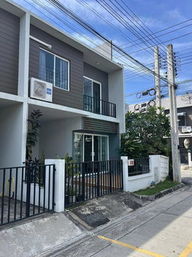 ขายทาวน์เฮาส์ โครงการ เดอะ คัลเลอร์ส บางนา-วงแหวน 2 ชั้น 3 ห้องนอน 2 ห้องน้ำ
