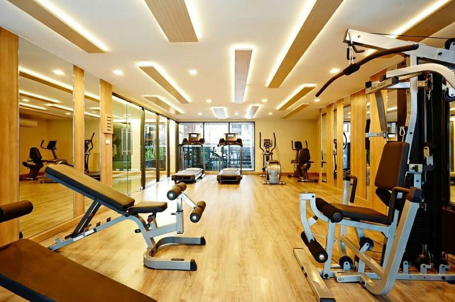 picture Modern 1-Bedroom Condo for Rent – Only 400m from BTS Asoke, Fully Furnished with Built-in Storage - 16/16