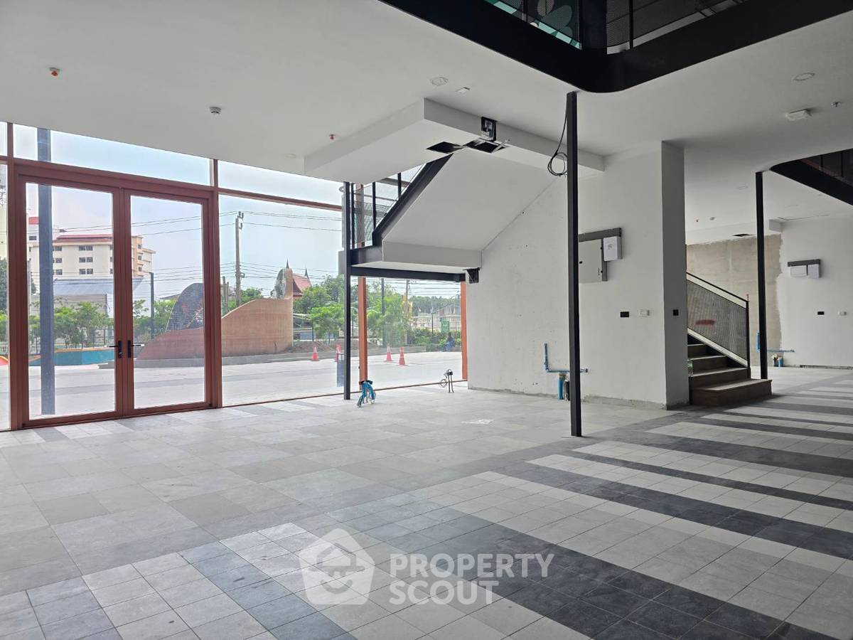 รูป คอนโด 1-ห้องนอน ที่ แลนด์มาร์ค แอทเอ็มอาร์ทีเอ สเตชั่น ใน บางกะปิ (ID 2118434) - รูปที่ 5/12
