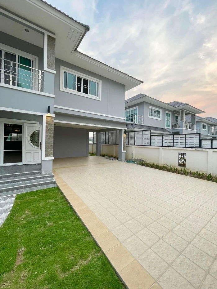 picture Pool villa House for  Rent !5bed , Near MaeKuang Market, Near Central  Chiangmai ChiangMai  - 23/24