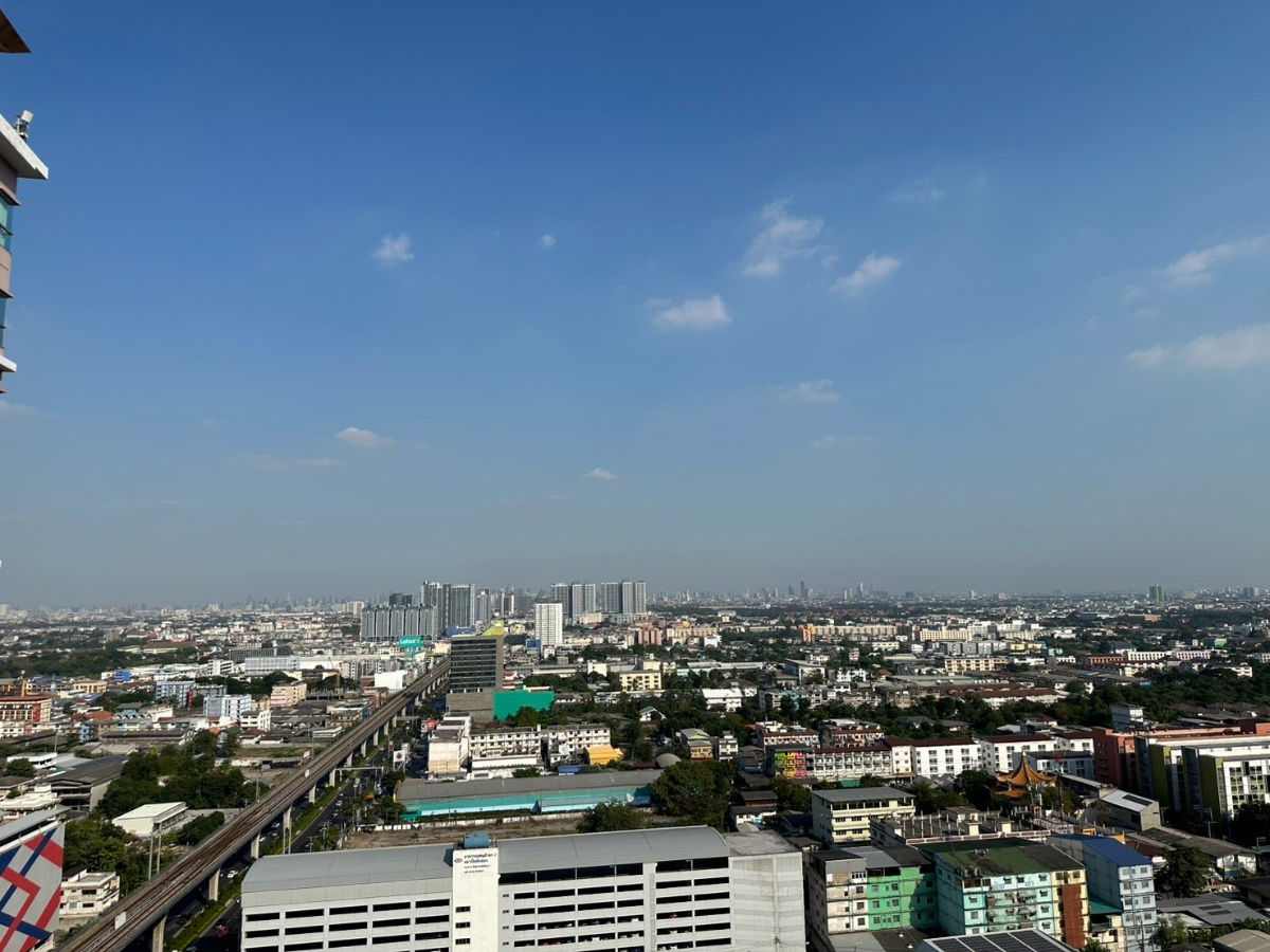 picture The Parkland Phetkasem for Rent - 13/13