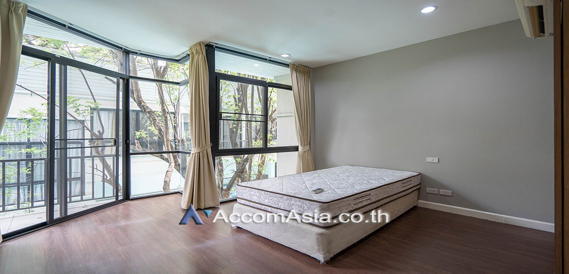 picture 🔼🔽 AccomA 📩 Pet friendly 4 BR House @The urban forestry residence (1914856) - 7/15