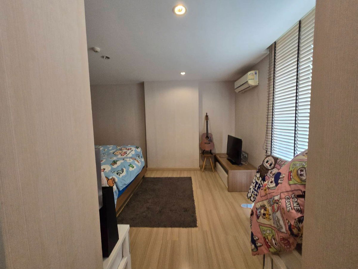 picture 📢For sale!! Ready-to-move-in condo, Apple Sukhumvit - Bearing, 1 bedroom, spacious room, size 59 sq m., for only 1.59 million baht. - 10/24