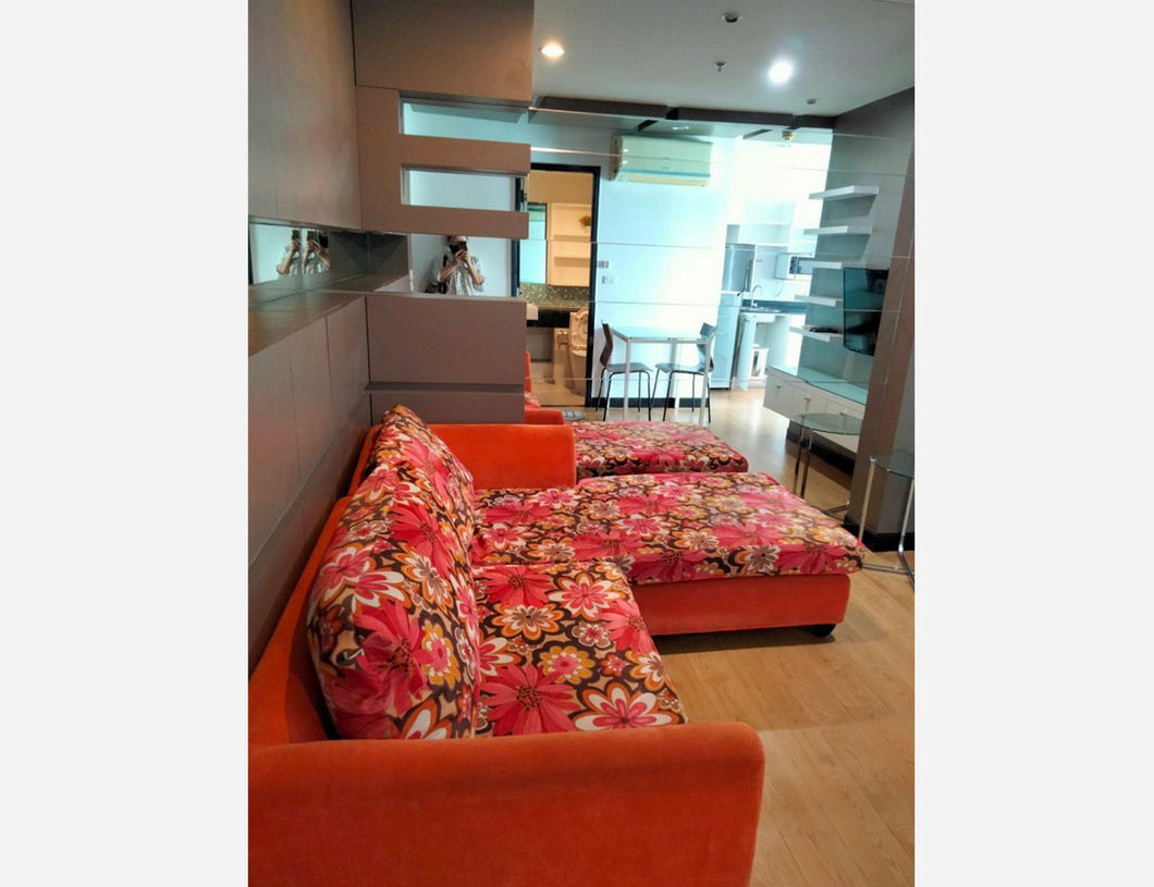 picture Call : 081-916-6082 Sell with tenant Condo Diamond Ratchada @MRT Huai Khwang Station 35 sq.m 1 Bedroom 15th floor Clear View, Fully furnished - 2/14