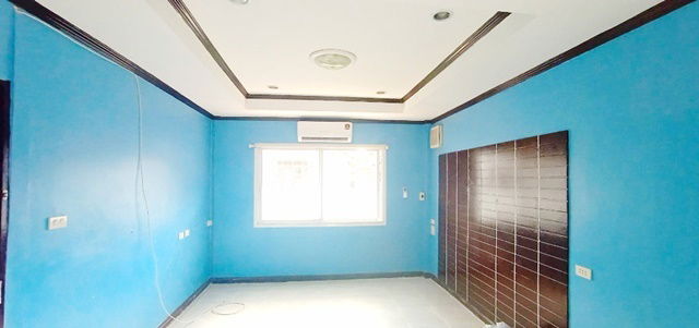 picture Future Park Rangsit 4.6 km. house for rent 2-storey 41 sq.w.220 sq.m. on the main road Rangsit area - 6/8