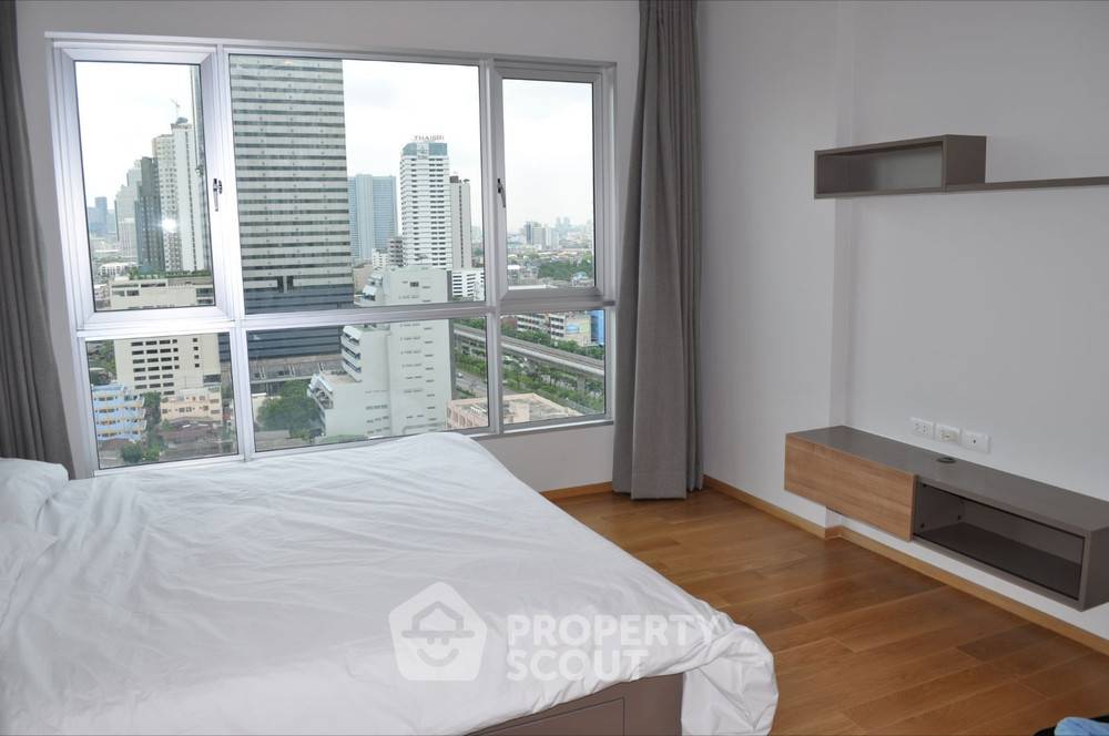 picture 1-BR Condo at Hive Taksin near BTS Wongwian Yai (ID 402629) - 4/7