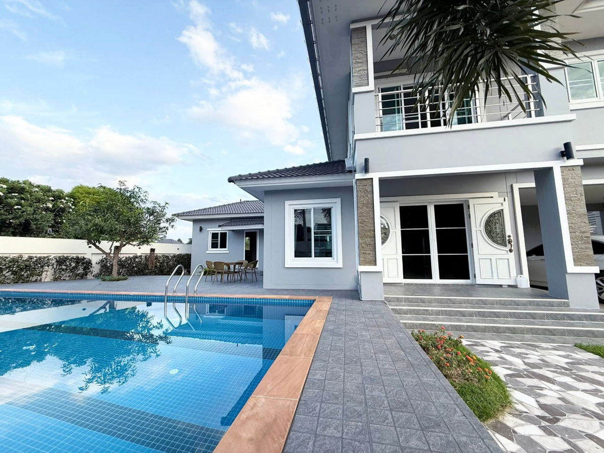 picture Pool villa House for  Rent !5bed , Near MaeKuang Market, Near Central  Chiangmai ChiangMai  - 21/24