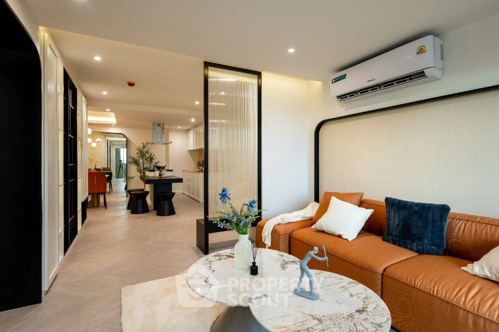 picture 3-BR Condo at Le Nice Ekkamai Condominium near BTS Ekkamai (ID 2213821) - 11/13