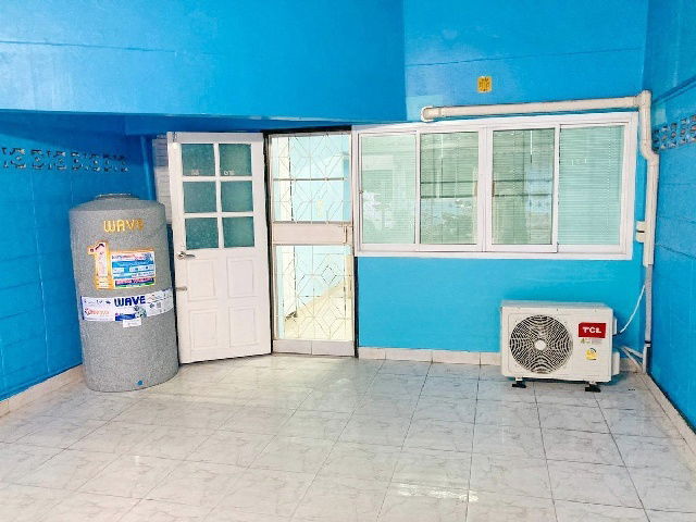 picture MRT Chaeng Watthana Pak Kret 900 m. for rent 2-storey townhouse 31 sq.w.250 sq.m. Bangkok I - 2/8