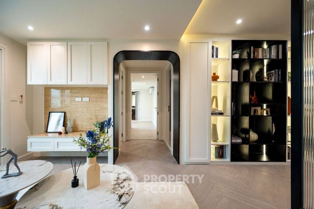 picture 3-BR Condo at Le Nice Ekkamai Condominium near BTS Ekkamai (ID 2213821) - 10/13