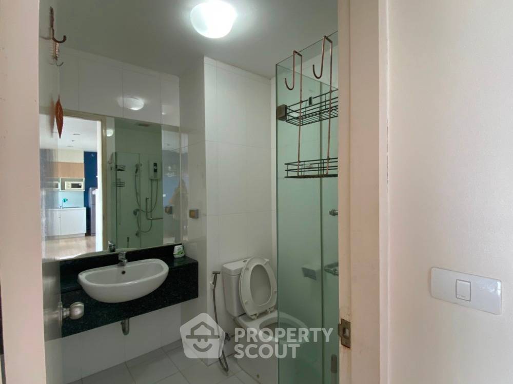 picture 1-BR Condo at The Parkland Srinakarin in Samrong Nuea (ID 748123) - 12/16
