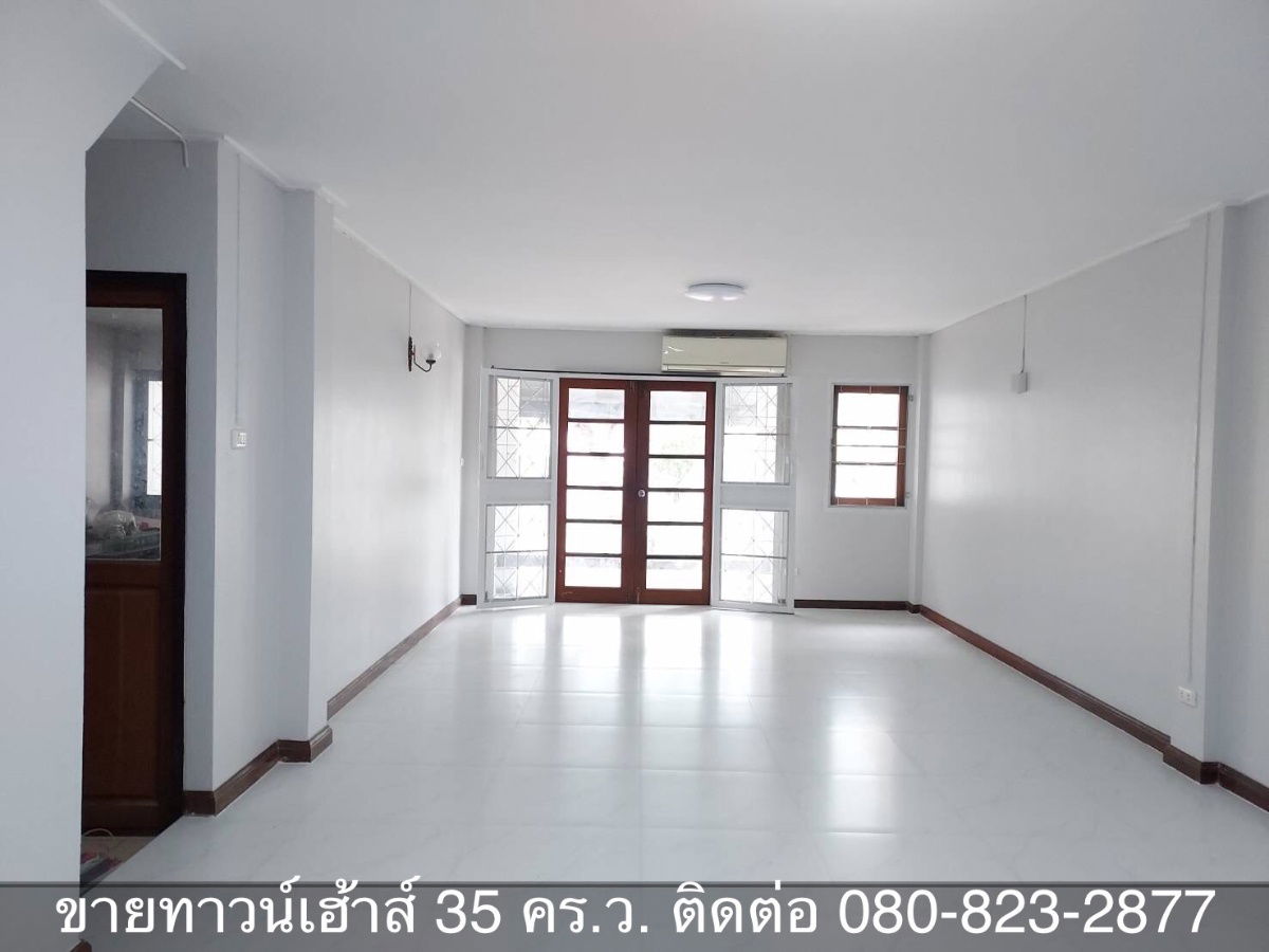 รูป ทาวน์เฮ้าส์รีโนเวทใหม่ 35 ตร.ว. ประชานิเวศน์ 4 ซอยสามัคคี ติดถนนประชาชื่นคลองปะปา - รูปที่ 2/6