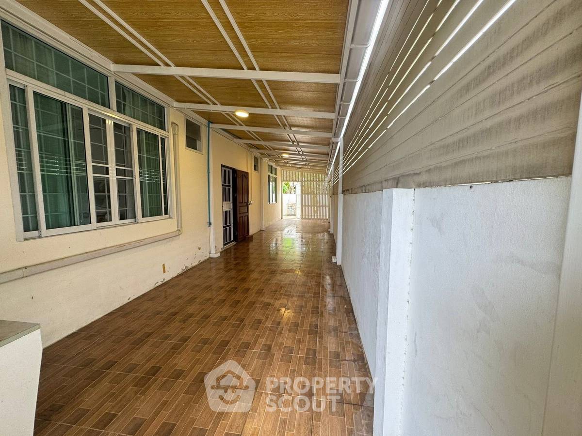 รูป บ้าน 4-ห้องนอน ใน หนองปรือ (ID 2212945) - รูปที่ 15/25