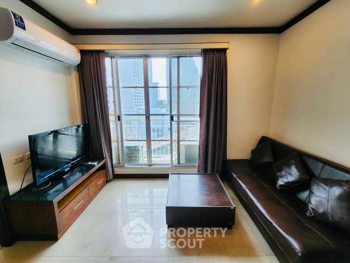 picture 2-BR Condo at Citi Smart Sukhumvit 18 near BTS Asok (ID 992503) - 1/7
