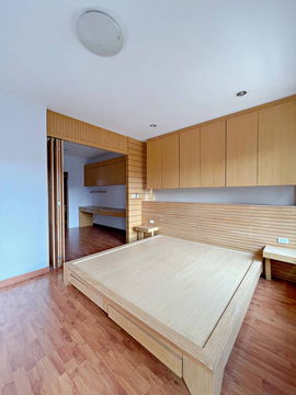 ขายทาวน์เฮ้าส์สุขุมวิท101/1 หมู่บ้านLog Town 4ห้องนอน 3ชั้น จอดรถได้ 2คัน  ใกล้BTSปุณวิถี