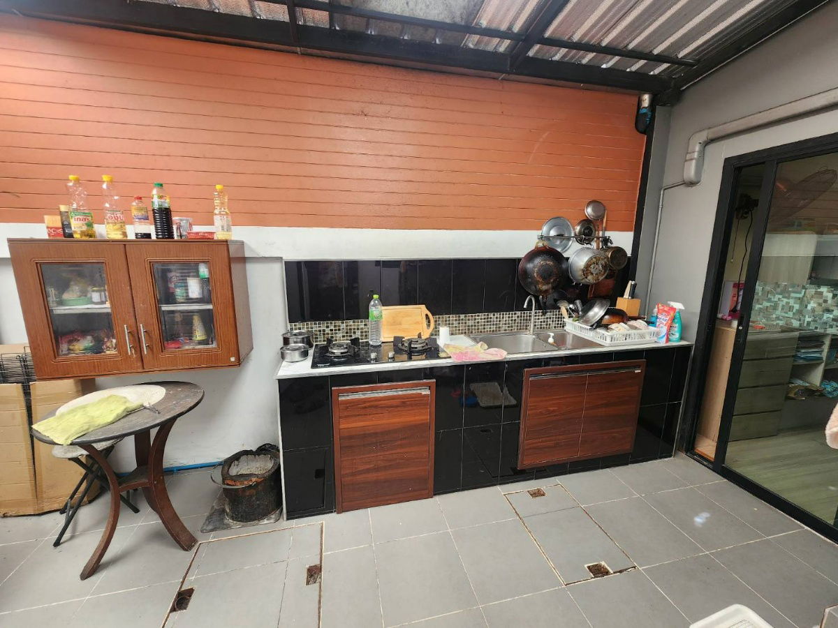 picture Townhouse for sale, 4 floors, corner house, built-in decoration throughout the house, Nakniwat Road 48 - 12/20