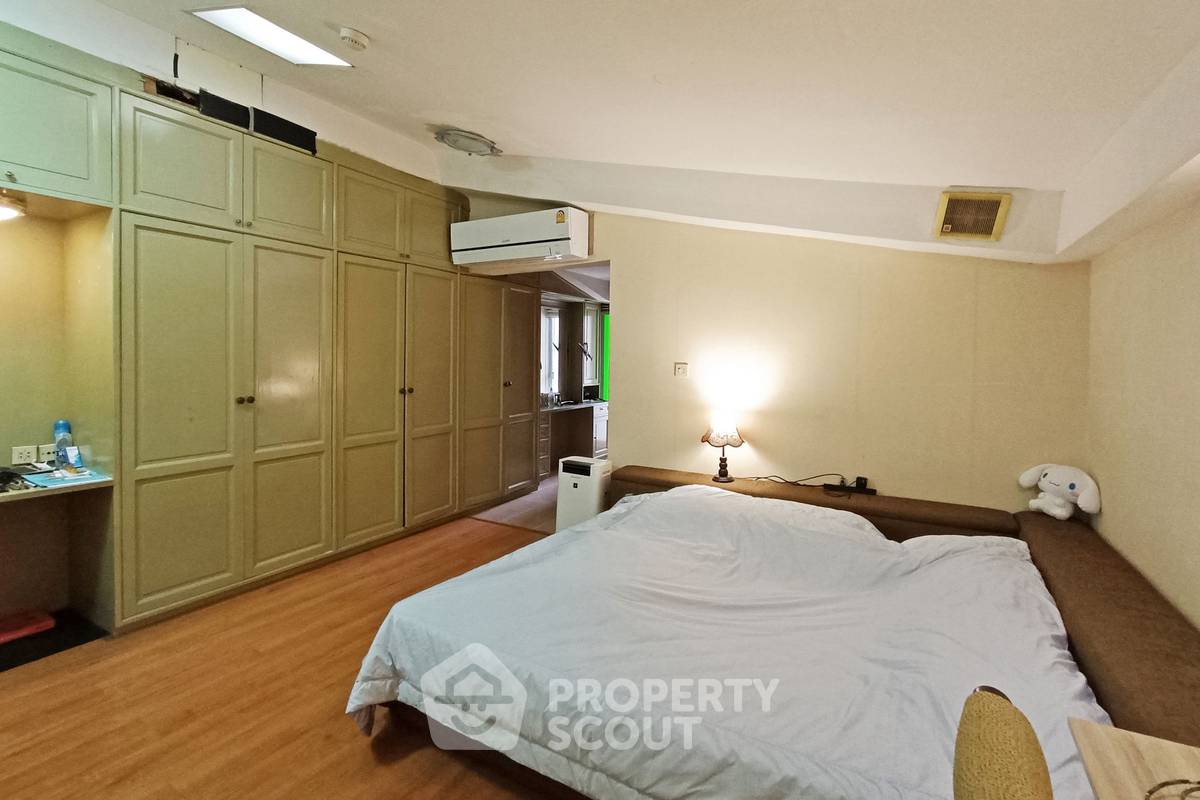 รูป คอนโด 4-ห้องนอน ที่ พรีเมียร์ คอนโดมิเนียม ใกล้ BTS พร้อมพงษ์ (ID 2213980) - รูปที่ 12/12