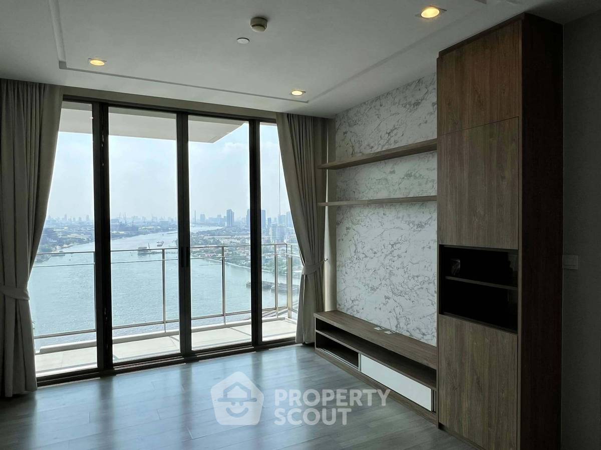 picture 2-BR Condo at 333 Riverside near MRT Bang Pho (ID 2213956) - 7/11