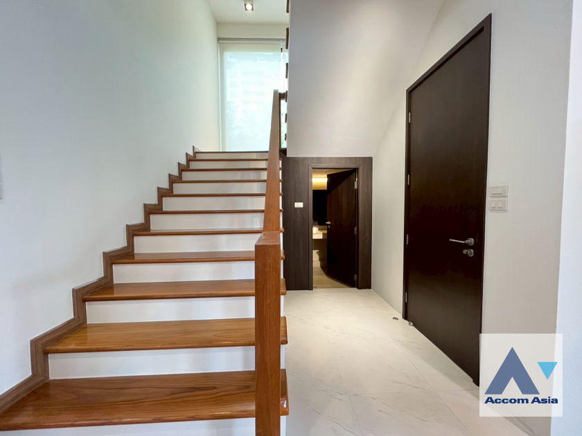 picture 🔼🔽 AccomA 📩  4 BR House in Khlong Toei (AA44093) - 19/20
