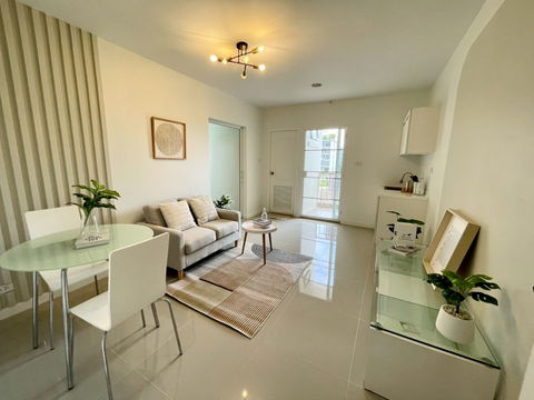 Sale! OIC Condo near Ratchada-Ladprao, 36.48 SQ.M. Renovated and fully furnished room!