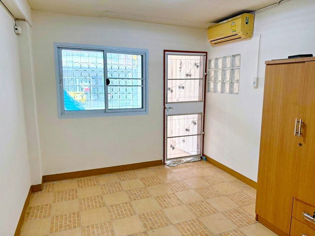 picture Newest Never Used MRT Sri Bearing 1.2km. Sridan 1-5 Jass Srinakarin 1.2 km. For rent Commercial - 5/8