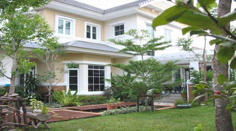 🔼🔽 AccomA 📩  3 BR House @ (50150)