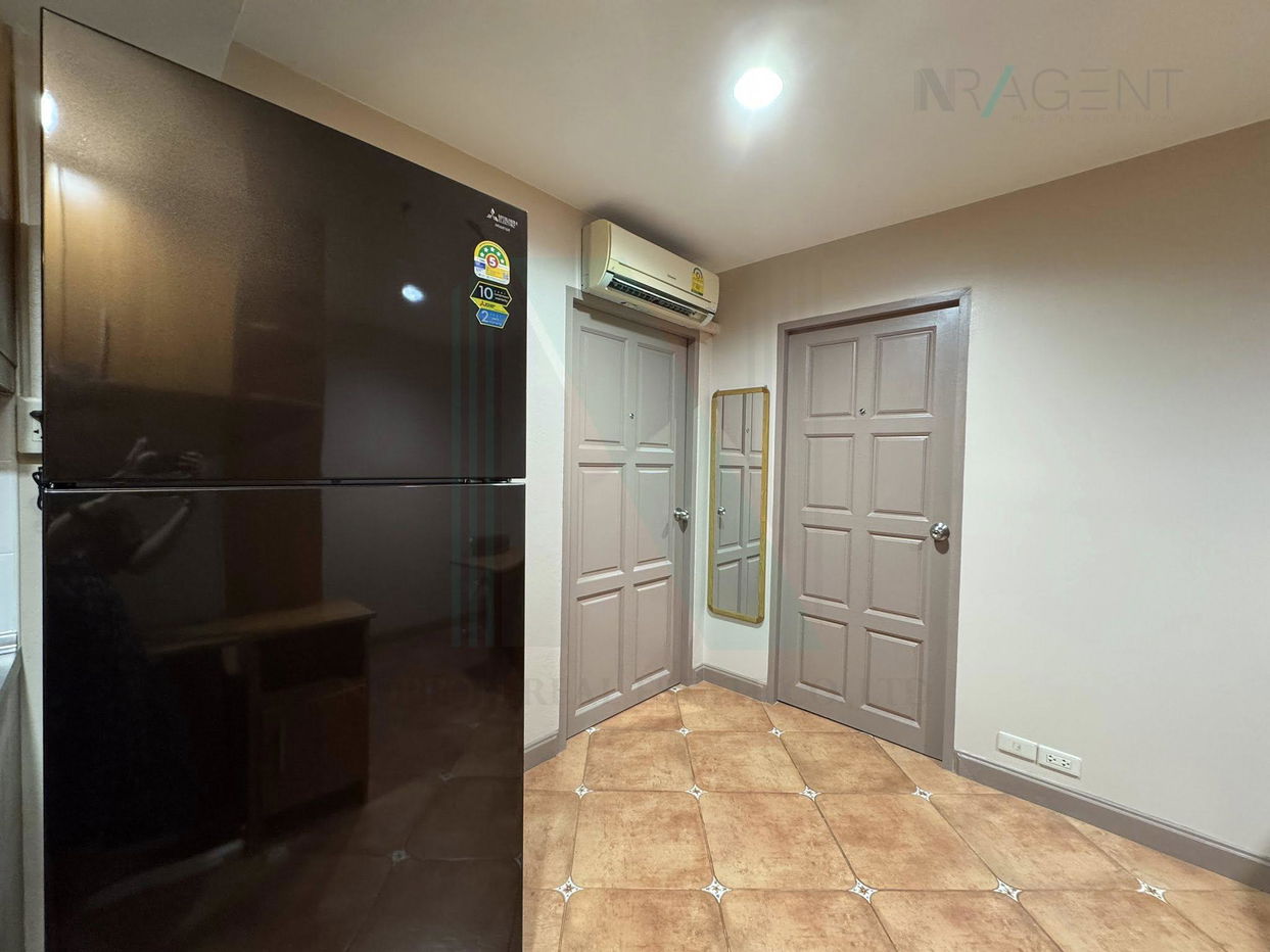 picture For Rent Condo SILOM PARK VIEW Building 1, Floor 7,2 bed room, Room size 41 sqm - 3/8