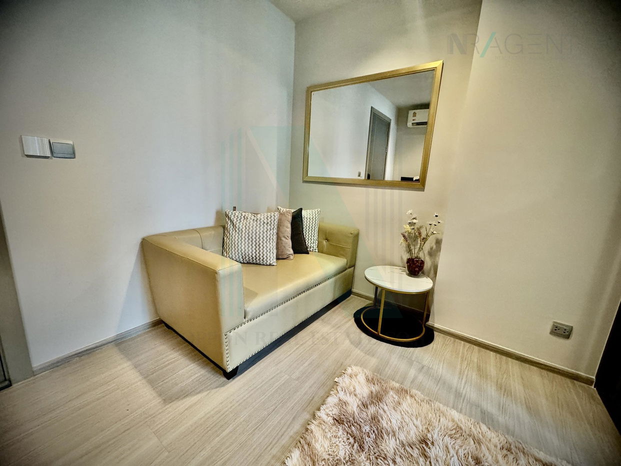 picture 🎉 For Rent Condo LIFE ASOKE - RAMA 9 Building B, Floor 37,1 bed room, Room size 33.00 sqm - 1/8
