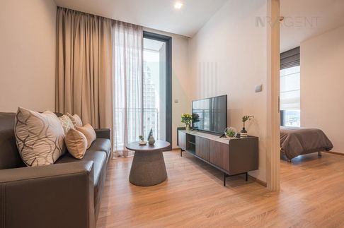 For Rent Condo THE LINE PHAHON - PRADIPAT Building 1, Floor 19,2 bed room, Room size 52.00 sqm