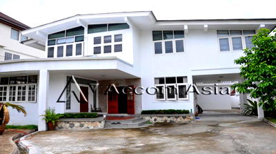 Houses for rent Outer Sukhumvit : 🔼🔽 AccomA 📩 Home Office 3 BR House in Phra Khanong Nuea (2318584)