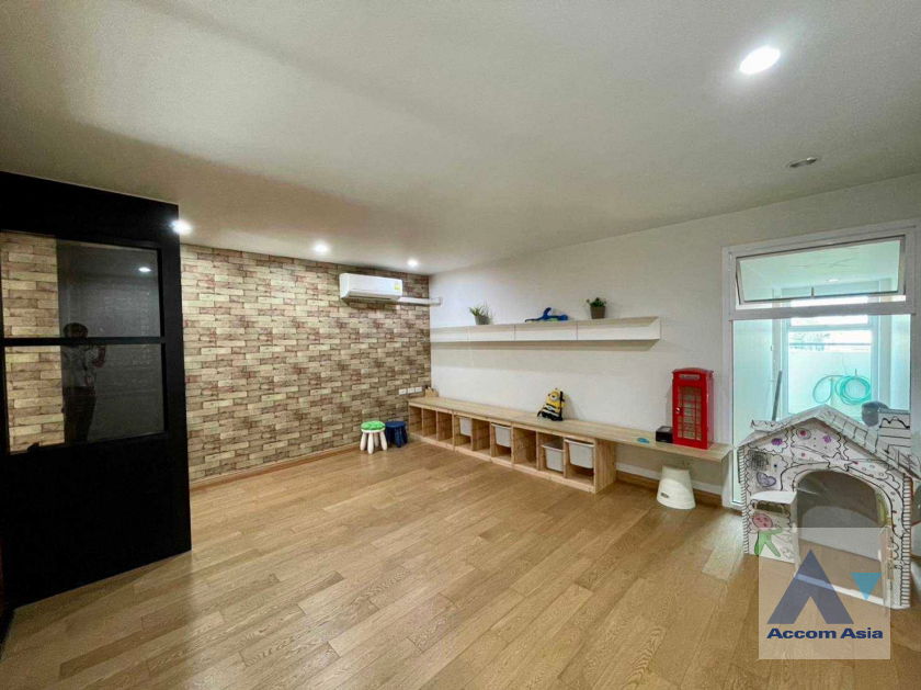 รูป 🔼🔽 AccomA 📩 Pet friendly,Home Office 3 BR Townhouse in Klong Tan (AA33996) - รูปที่ 2/20