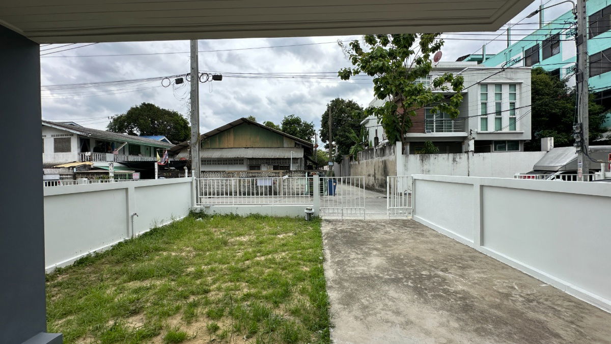 รูป 🏠 ให้เช่าทาวน์โฮม 3 ชั้น ตกแต่งครบมาก พร้อมอยู่ทันที ! - รูปที่ 20/21