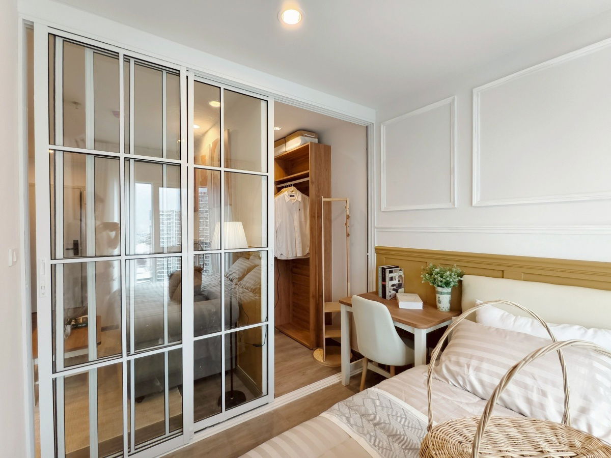 picture 📢 New Listing! Condo for Rent at Regent Home Bangna - 10/17