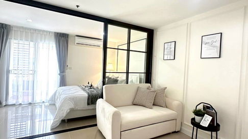 ขายคอนโดห้องสวยพร้อมอยู่ Regent Home 7/2 สรรพาวุธ ใกล้ BTS บางนา และ อุดมสุข