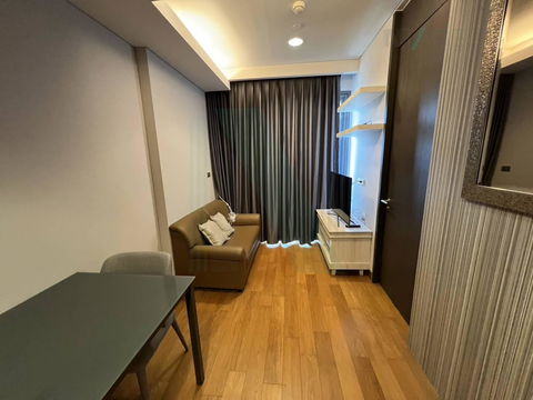 ให้เช่าคอนโด เดอะ ลุมพินี 24 อาคาร 1 ชั้น 30 1 ห้องนอน ขนาด 31 ตรม ใกล้ รพ.เทพธารินทร์