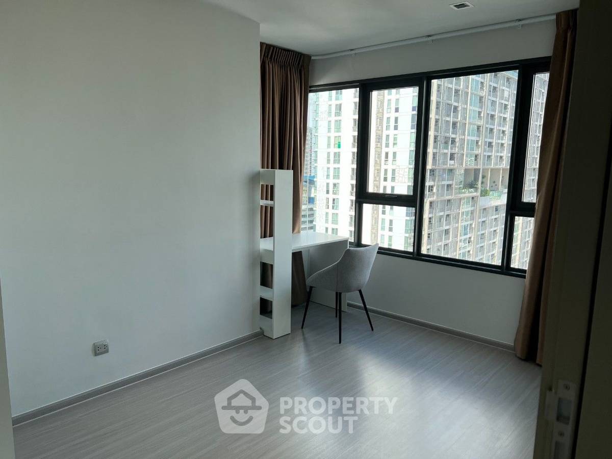 picture 2-BR Condo at Life Ladprao near BTS Ha Yaek Lat Phrao (ID 1812377) - 8/13