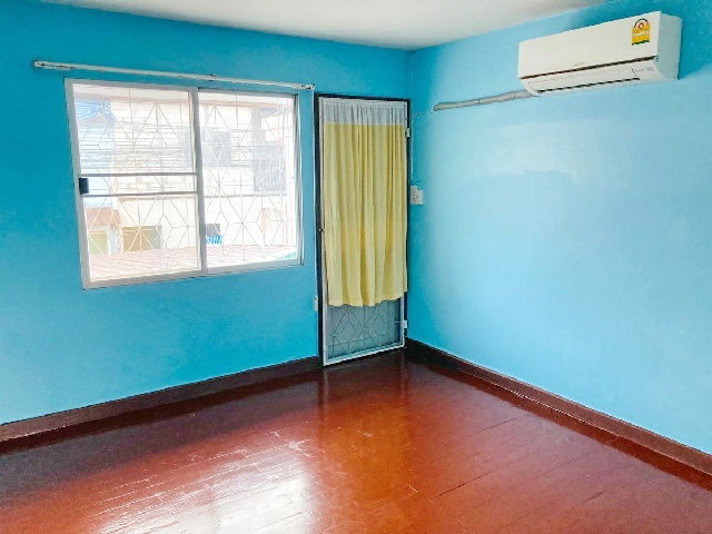picture MRT Chaeng Watthana Pak Kret 900 m. for rent 2-storey townhouse 31 sq.w.250 sq.m. Bangkok I - 4/8