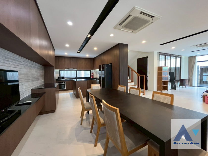 picture 🔼🔽 AccomA 📩  4 BR House in Khlong Toei (AA44093) - 4/20