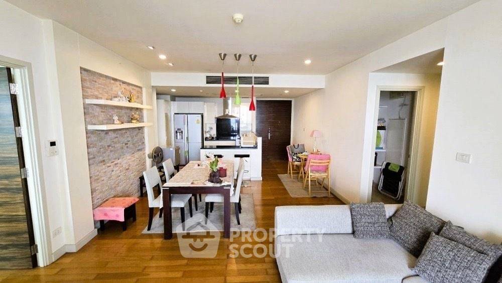 รูป คอนโด 2-ห้องนอน ที่ วอเตอร์มาร์ค เจ้าพระยาริเวอร์ ใกล้ BTS กรุงธนบุรี (ID 2213972) - รูปที่ 1/9