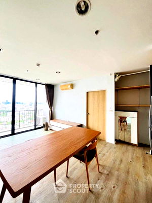 Condos for sale : 1-BR Condo at The Issara Ladprao near MRT Lat Phrao (ID 1747395)