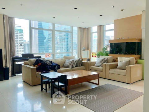 3-BR Condo at Athenee Residence near BTS Phloen Chit (ID 387364)