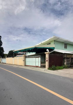 ขาย ที่ดินพร้อมบ้านเดี่ยว โกดัง และออฟฟิศ เลขที่ 24, 26