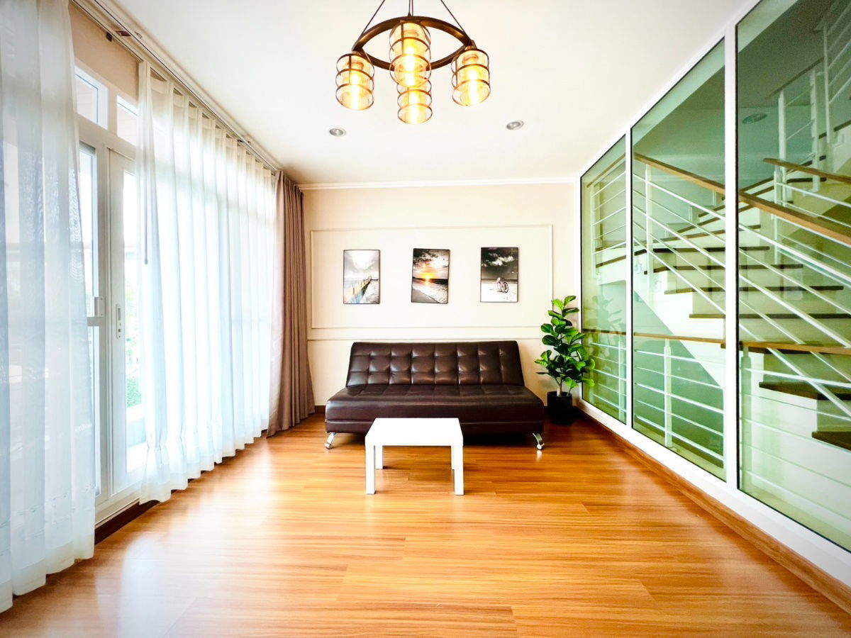 รูป R0105 ให้เช่า | ทาวน์โฮม บ้านกลางเมือง เออร์บาเนี่ยน ศรีนครินทร์ | 3 ห้องนอน | 180 ตร.ม. | 24 ตร.ว - รูปที่ 4/11