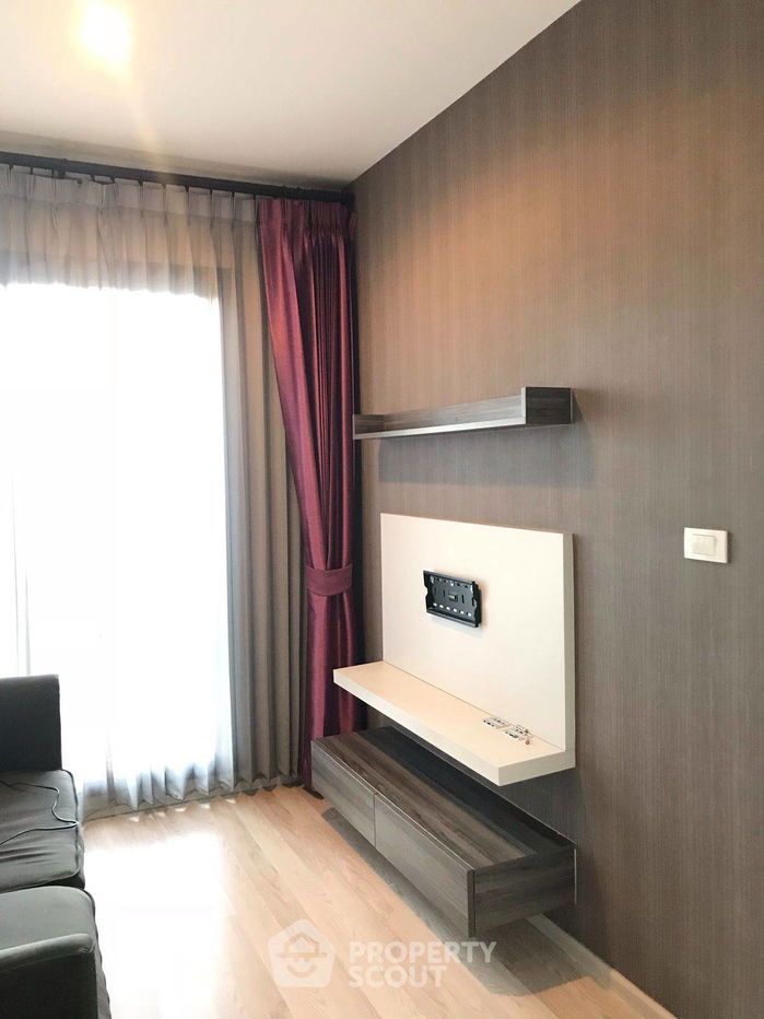 picture 1-BR Condo at Centric Ratchada - Huai Khwang near MRT Huai Khwang (ID 2213822) - 2/5